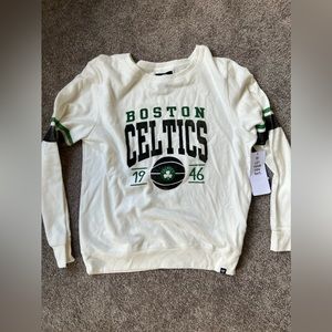 NWT - 47 Brand Women’s Celtics Sweatshirt - Size Large